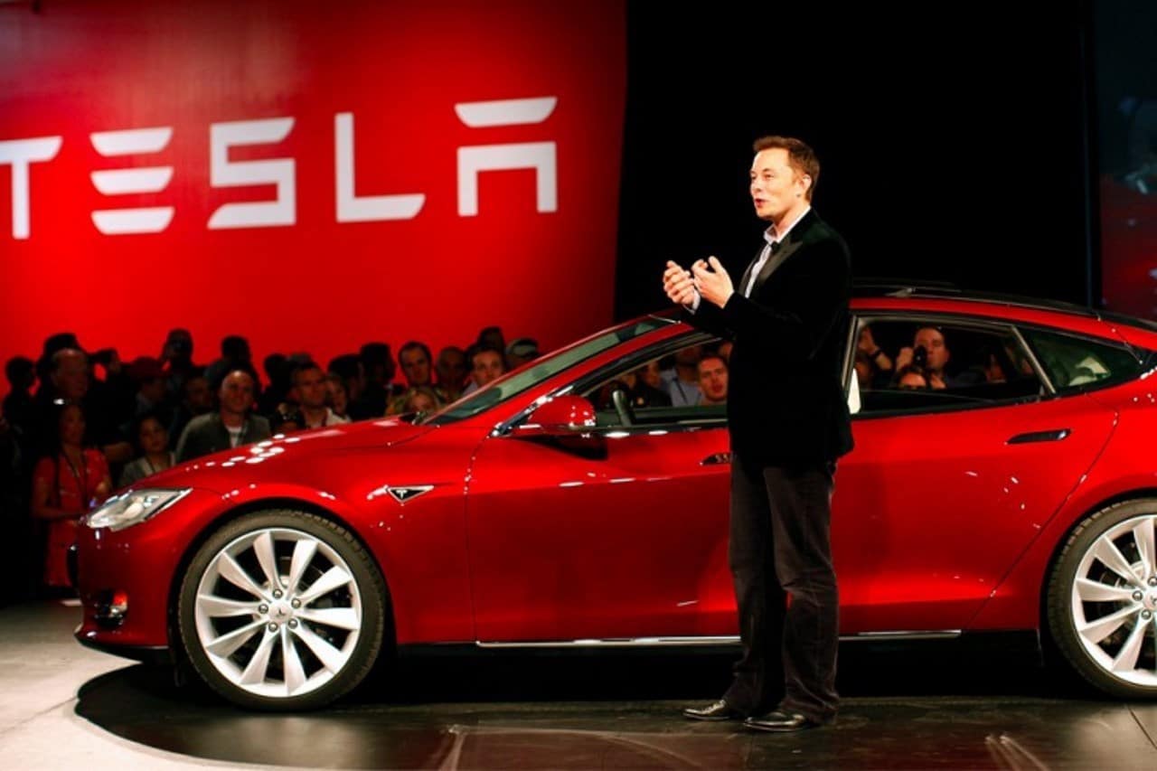 Comment-Elon-Musk-a-construit-Tesla-Ep-3